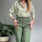 🌿Conjunto de dos piezas para mujer: camisa estampada con botones y pantalones.
