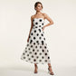 Elegante vestido palabra de honor con volantes y estampado de lunares